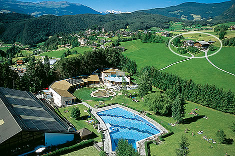 Swimming pool in Telfen - distant only a few hundred meters